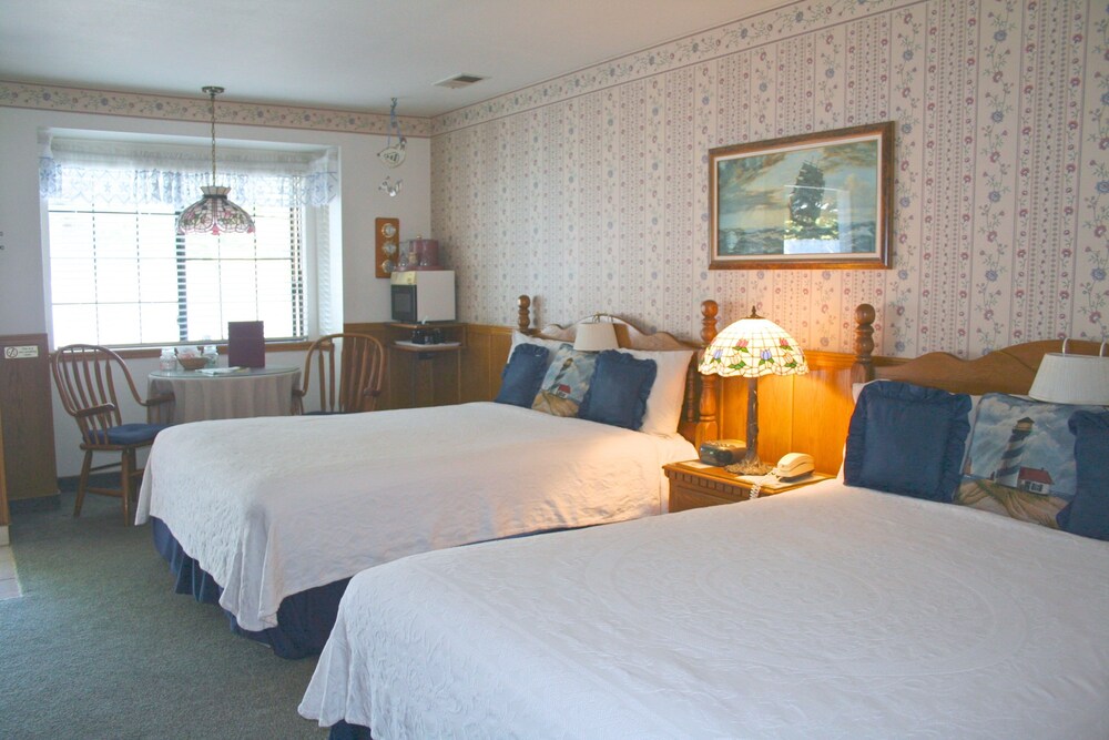 Captains Cove Inn - photo 13