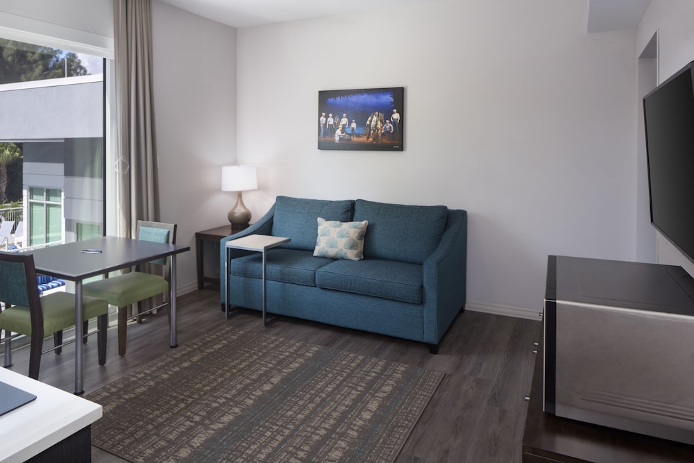Star Suites: An Extended Stay Hotel - photo 13