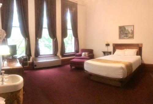 The Monarch Hotel - photo 20
