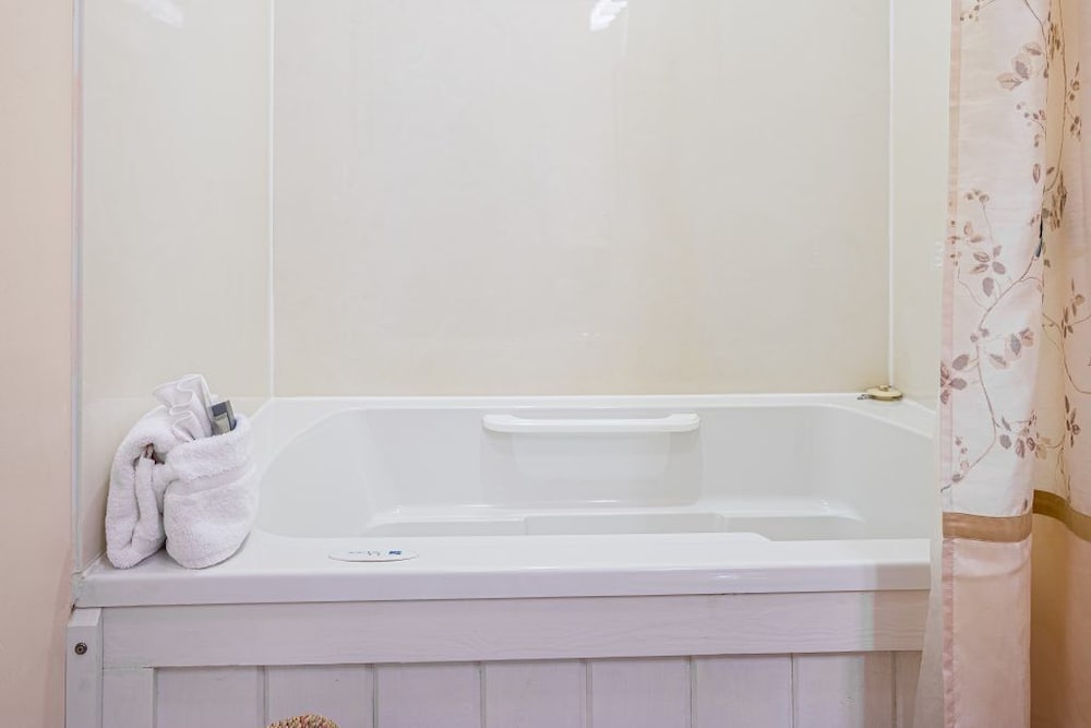 Whitestone Inn - photo 78