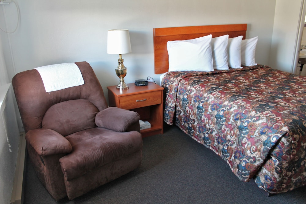 Budget Host Crestview Inn - photo 6