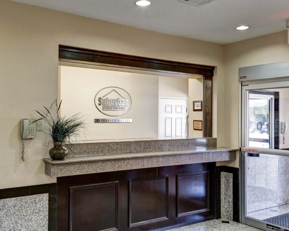 Suburban Extended Stay LaPlace - photo 6