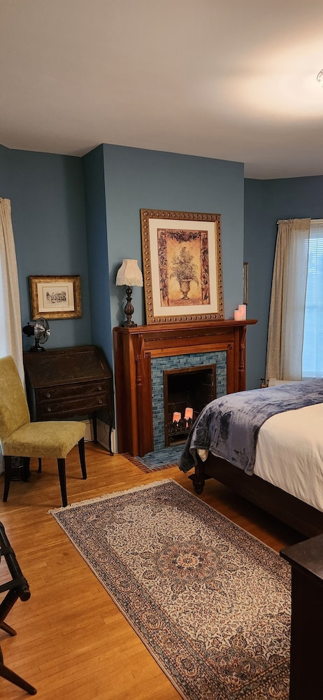 Oaklawn Inn Llc - photo 44