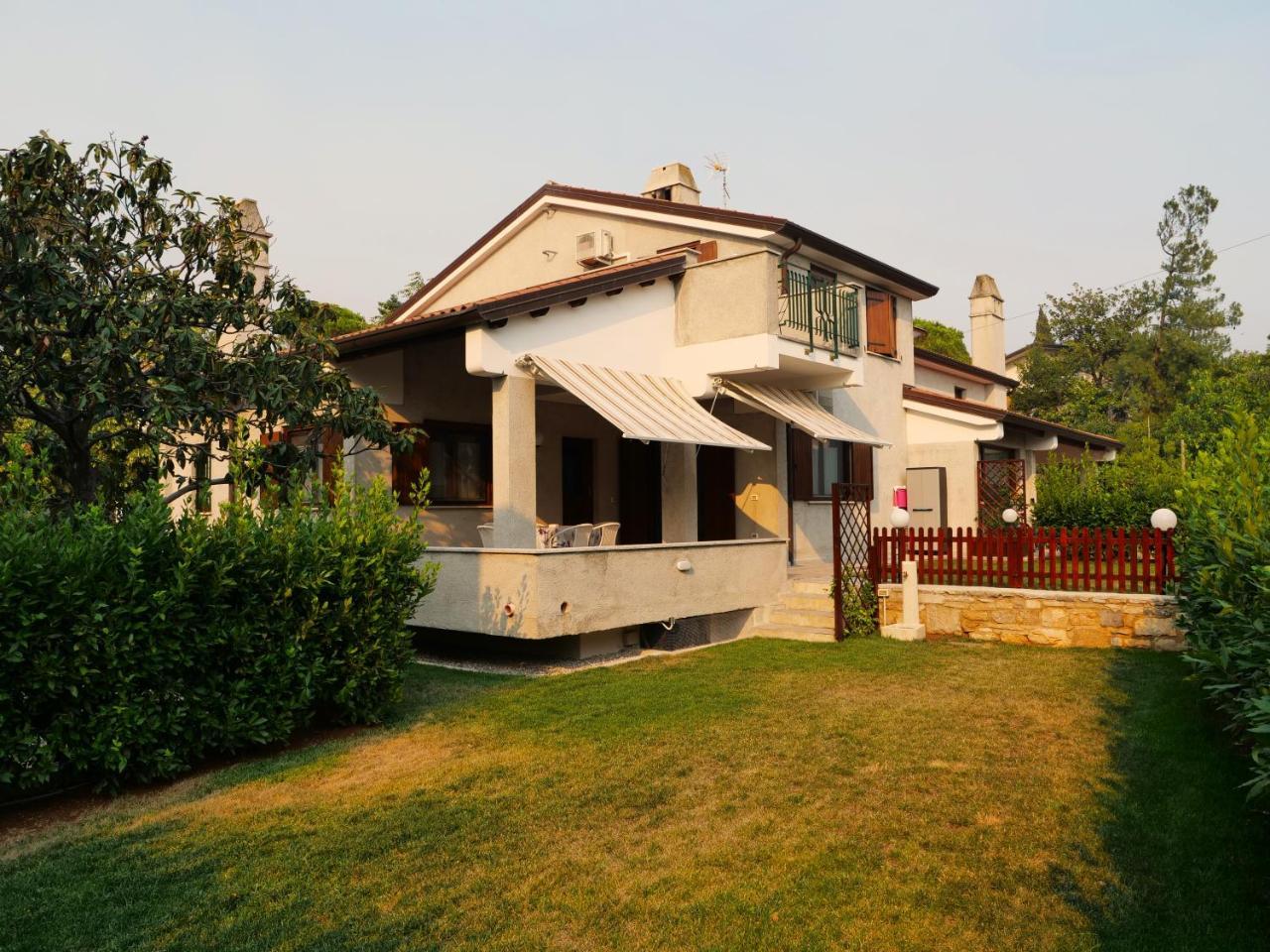Villa Jasna — 4-Star Luxury Hotel in Duino, Italy