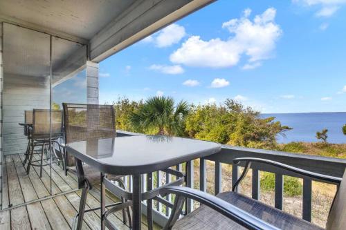 Savannah Beach & Racquet Club 212B in Tybee Island, United States