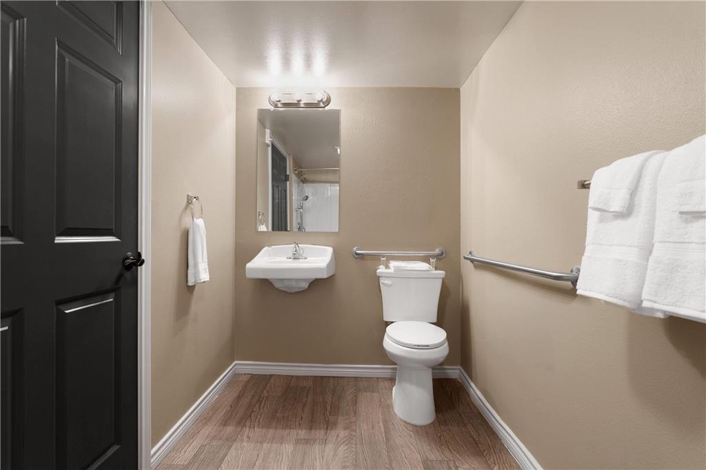 Eagle's Den Suites Andrews a Travelodge by Wyndham - photo 19