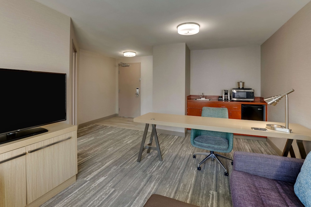 Hilton Garden Inn Fort Worth Fossil Creek - photo 21