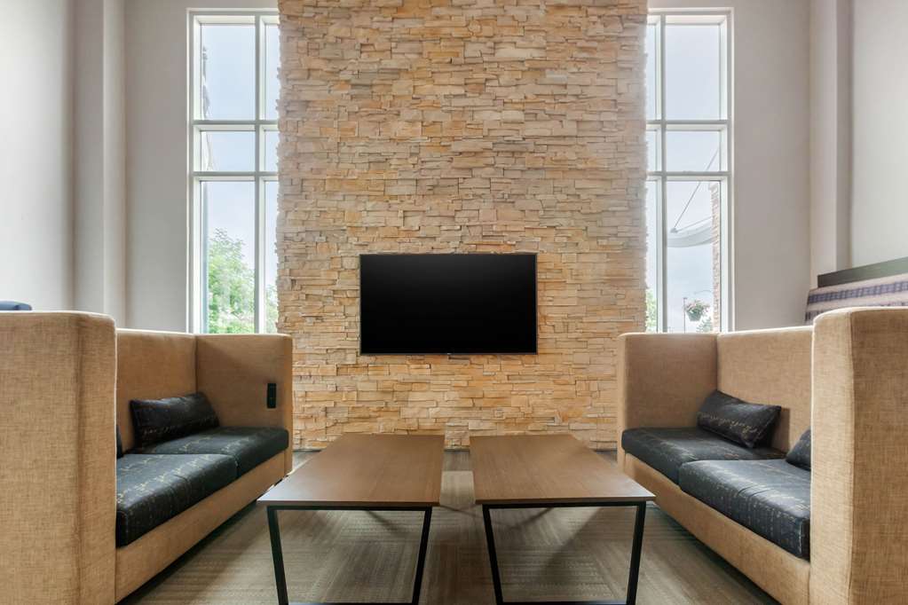 Cambria Hotel Denver International Airport - photo 11