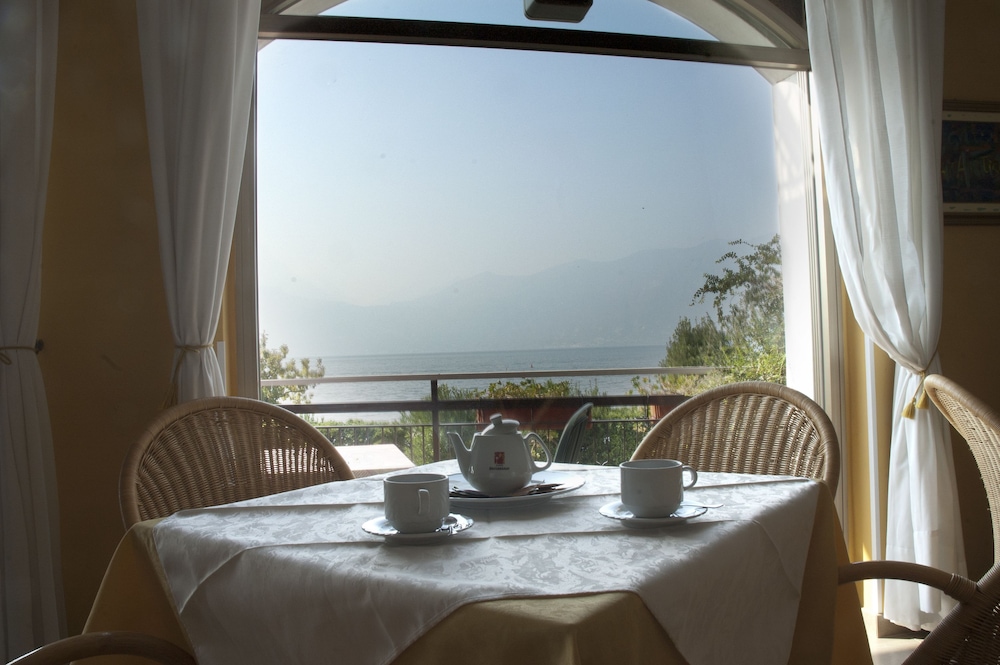 Hotel Merano - carbon neutral hotel in Brenzone