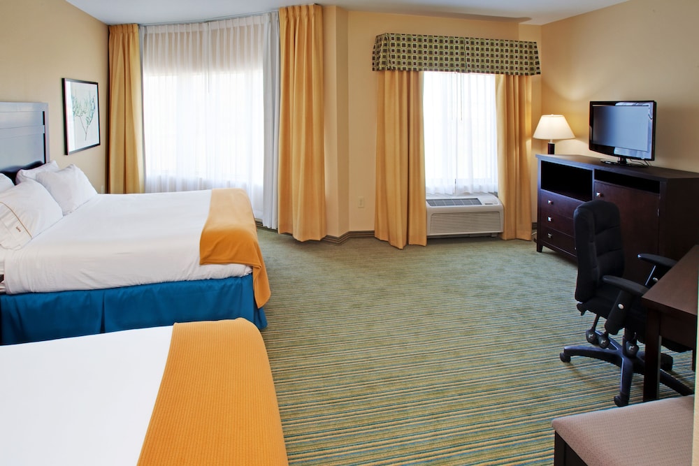 Holiday Inn Express Waterloo Cedar Falls by IHG - photo 11