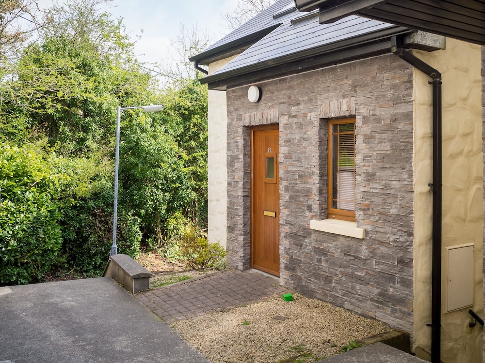 17 Canons Lane in Clifden, Republic of Ireland