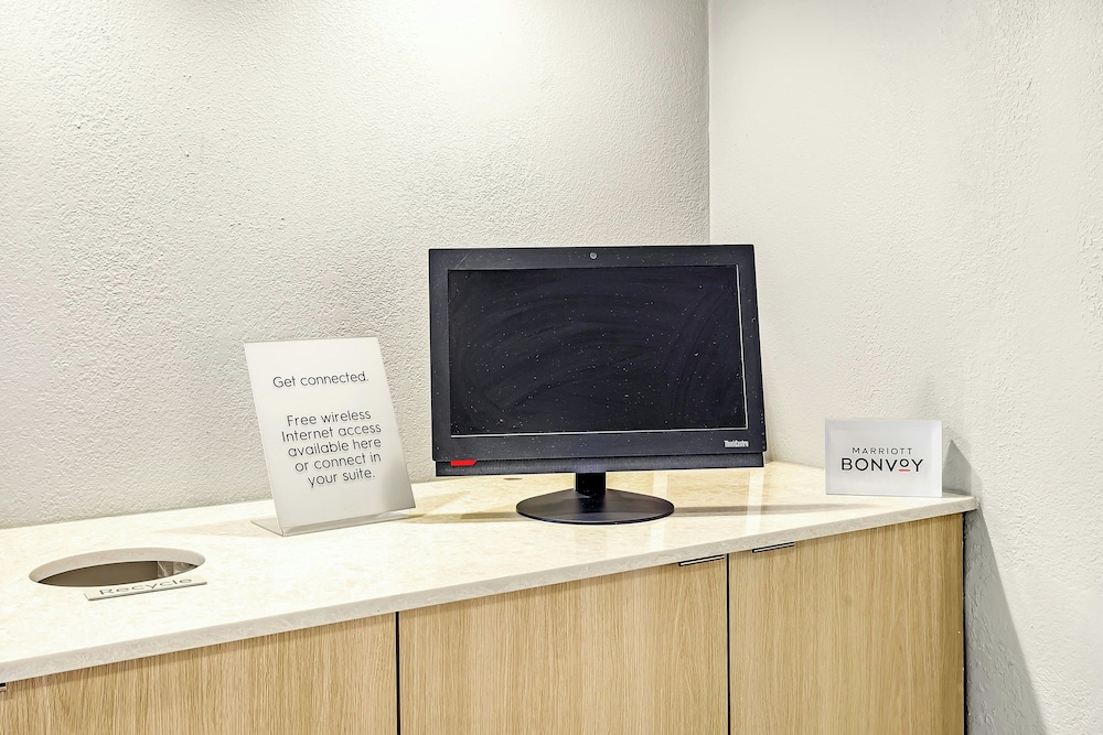 TownePlace Suites By Marriott Mobile - photo 20