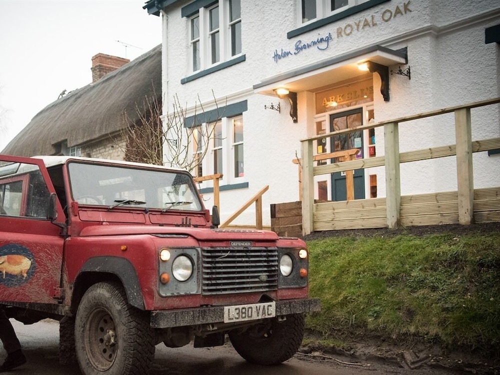 Helen Browning S Royal Oak — Swindon