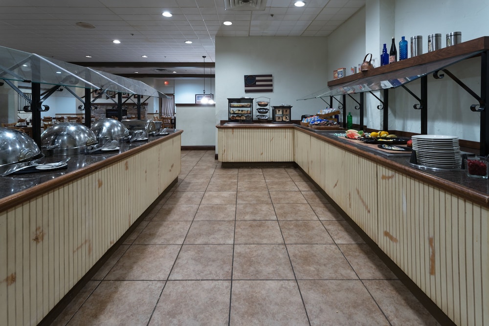Holiday Inn Harrisburg Hershey Area I 81 by IHG - photo 29