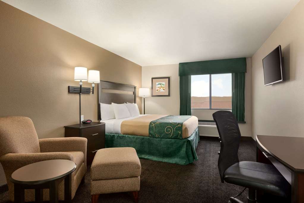 Baymont by Wyndham Glendive - photo 6