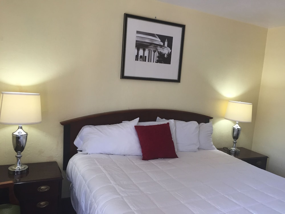 Family Inn - photo 8