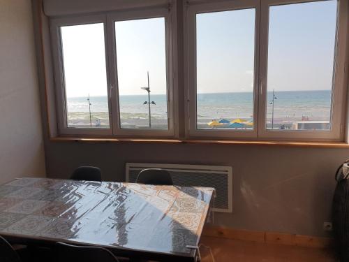 O’2 Cailloux in Le Treport, France