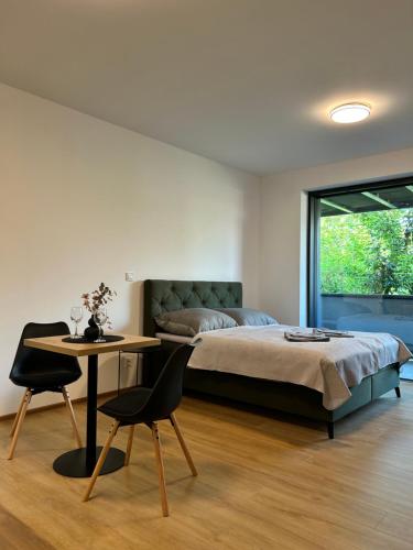 Ar Tahiti Black — 4-Star Luxury Hotel in Kosice, Slovakia
