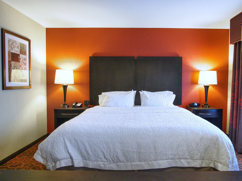 Hampton Inn & Suites Elk City - photo 8