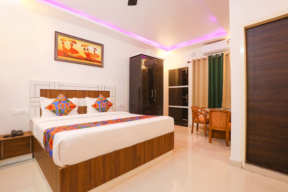 Fabhotel The 3 Idiots — hotel in Vikasnagar