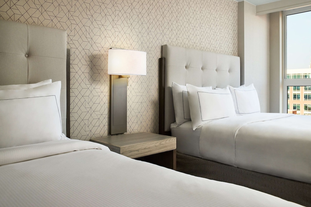 Hilton Kansas City Country Club Plaza - photo 10
