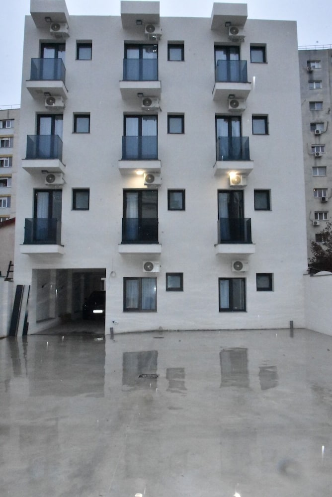 Hotel Monica - carbon neutral hotel in Bucharest
