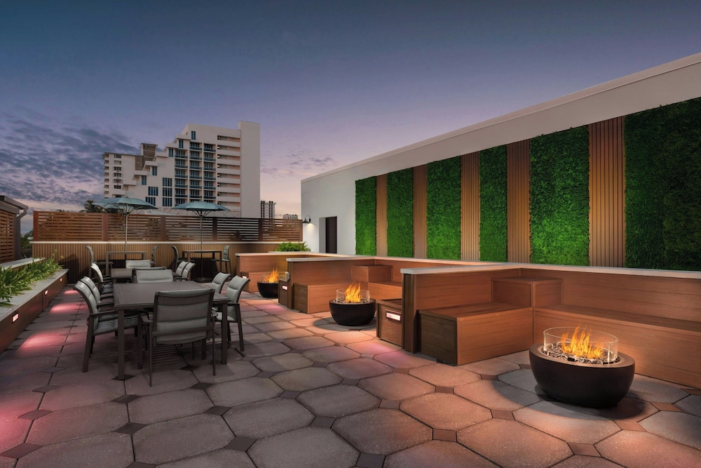 Courtyard by Marriott Oceanside Fort Lauderdale Beach - photo 56