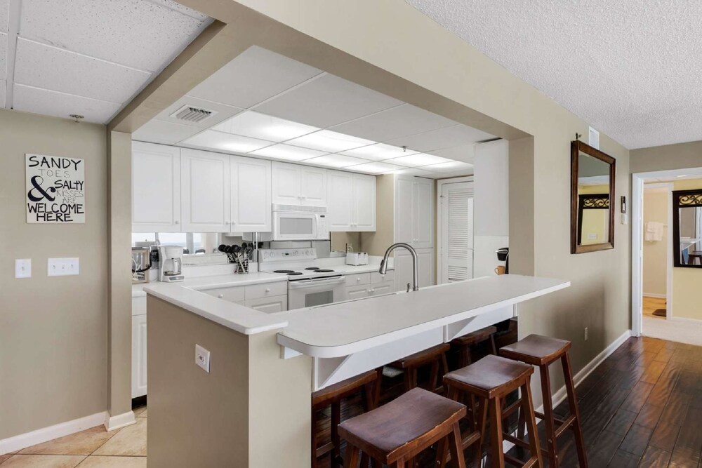 Long Beach Tower 3 3 Bedroom Apartment - photo 12