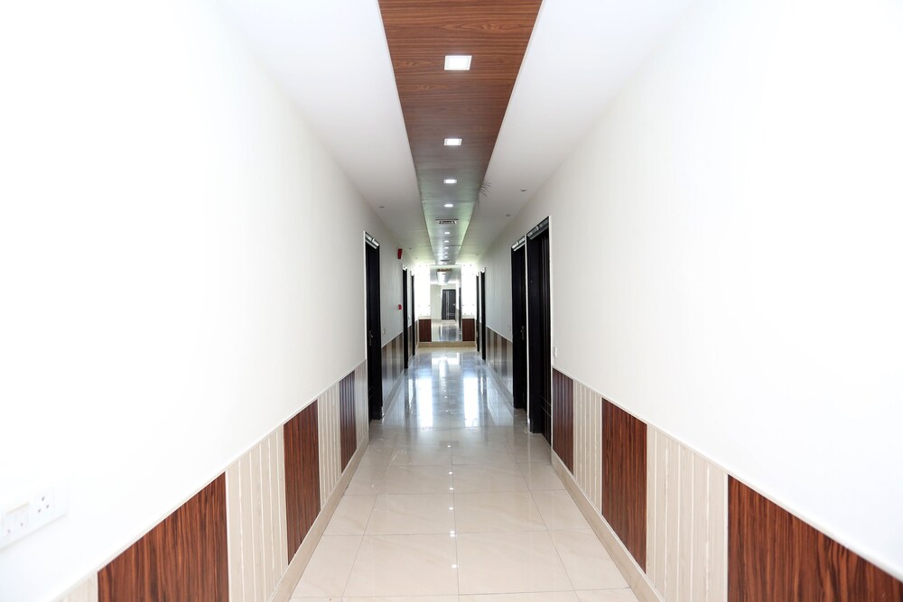 OYO 29427 Mehak Garden — hotel in Sirsa