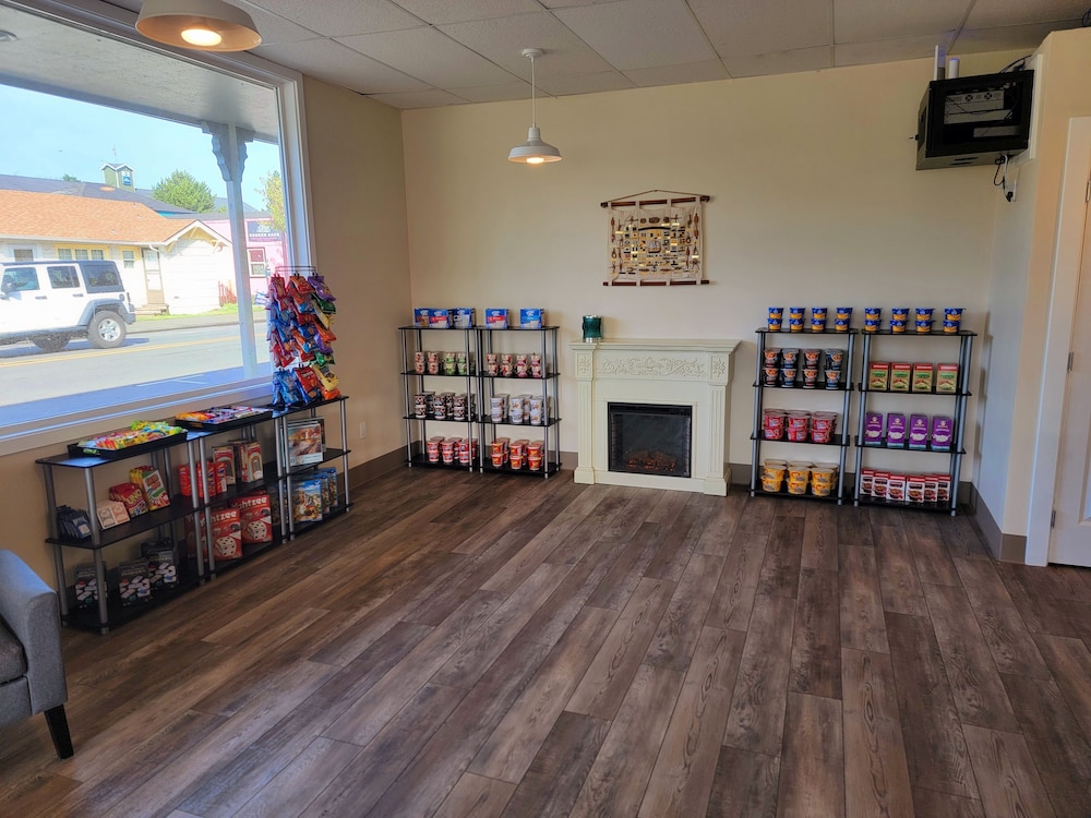 The Coastal Inn and Suites - photo 154