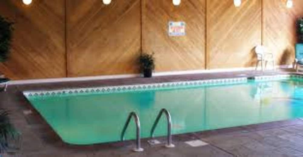 Asteria Inn and Suites - photo 15