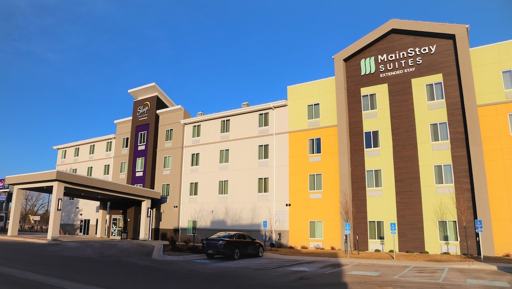 MainStay Suites Great Falls Airport - photo 2