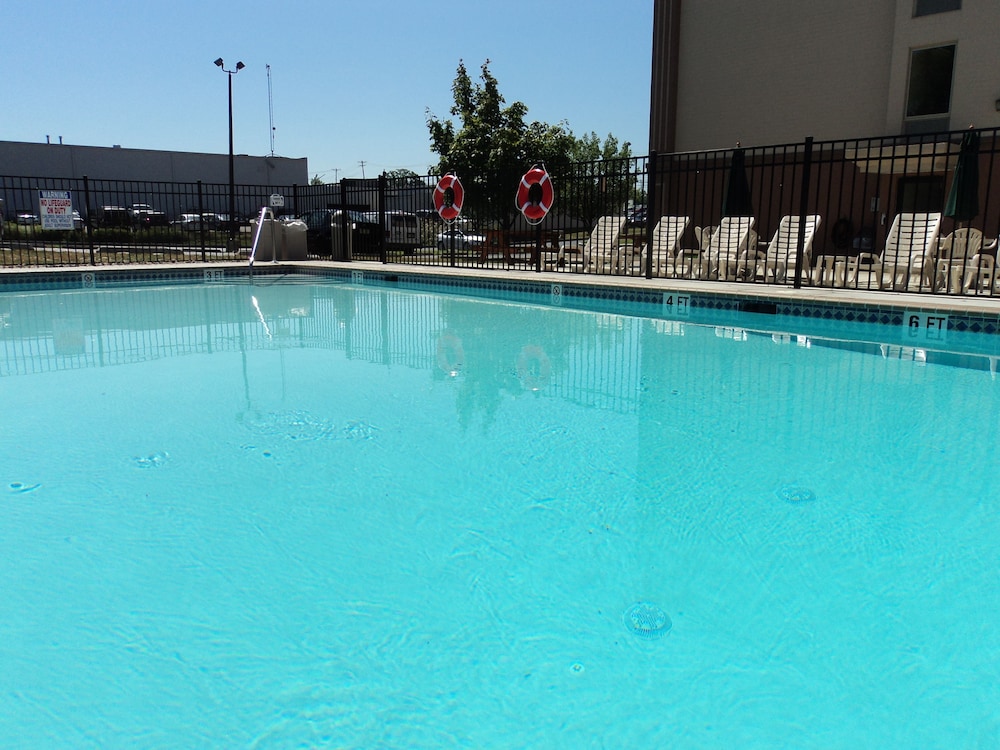 Holiday Inn Express Harrisburg SW Mechanicsburg by IHG - photo 11