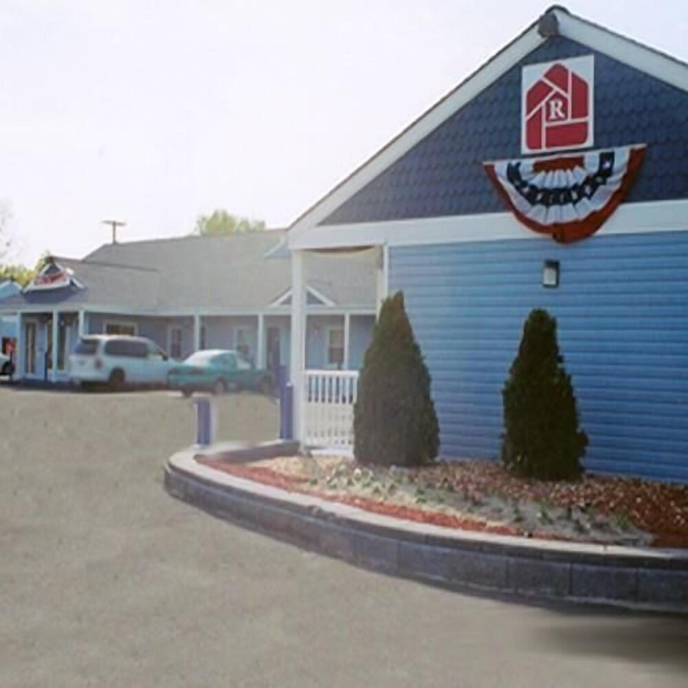 Red Carpet Inn and Suites Hammonton - photo 17