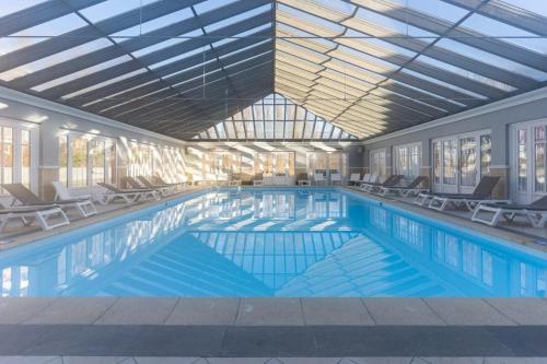 Very nice flat for 5 with swimming pool tennis court and free park 235 — 4-Star Luxury Hotel in Le Touquet-Paris-Plage, France