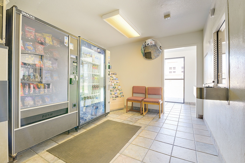 OYO Hotel South Bend Campus - photo 3