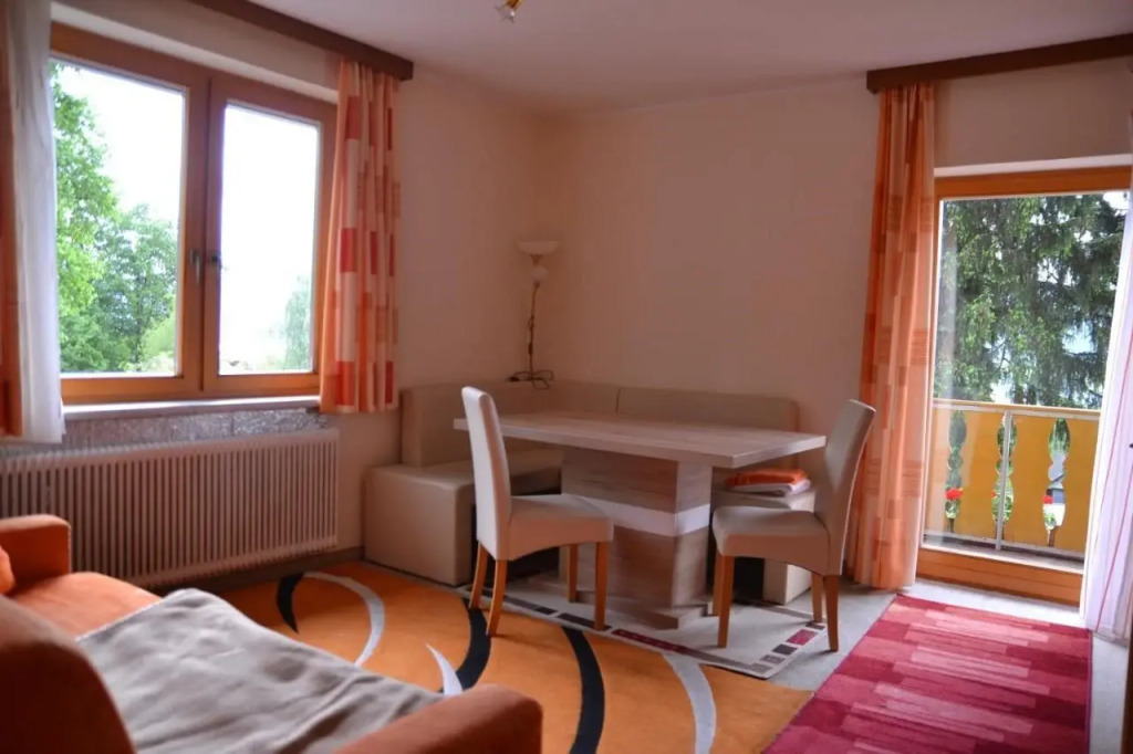 Fruehstueckspension Und in Klagenfurt Am Woerthersee, Austria