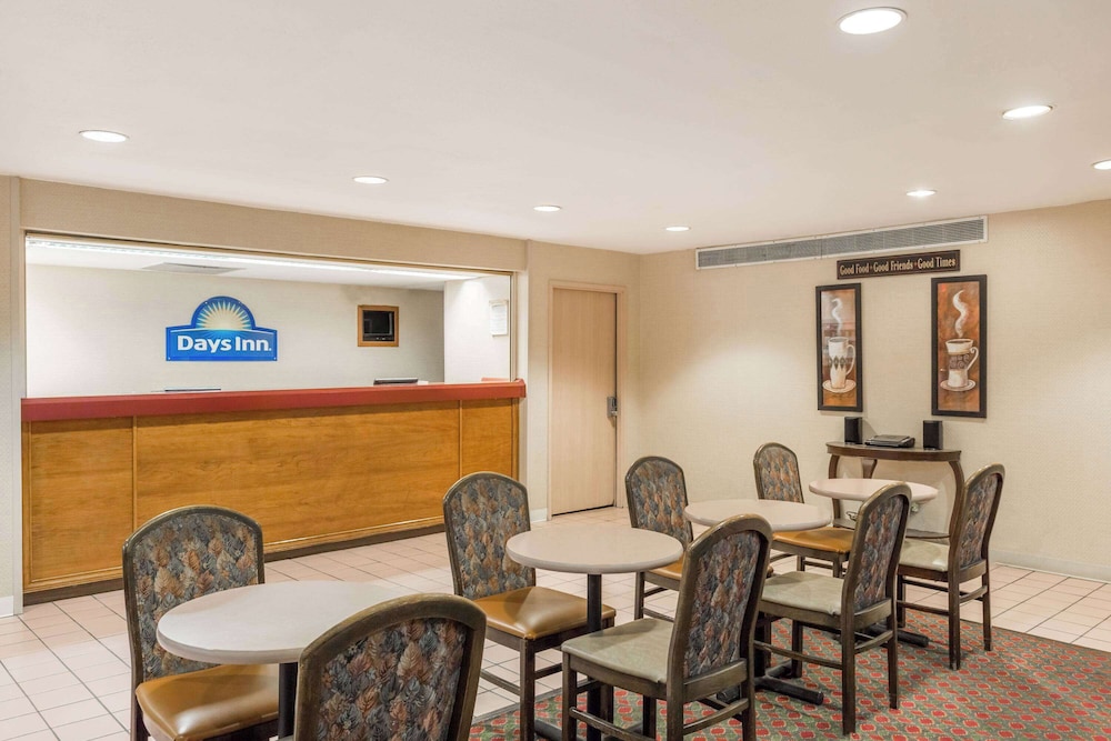 Days Inn by Wyndham West Des Moines Clive - featured photo