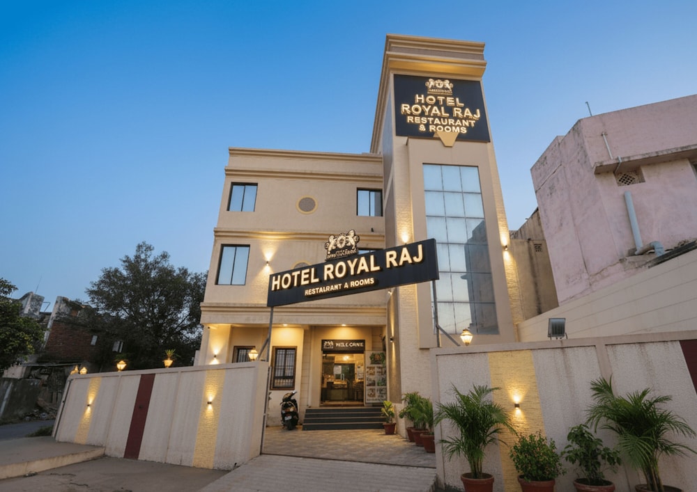 Hotel Royal Raj in Rajkot, India