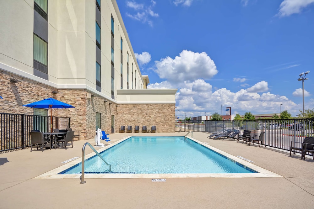 Hampton Inn Kyle - photo 23