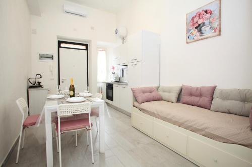 Brillante Appartamento di Sara Daniele Case Vacanza — 4-Star Luxury Hotel in Anzio, Italy