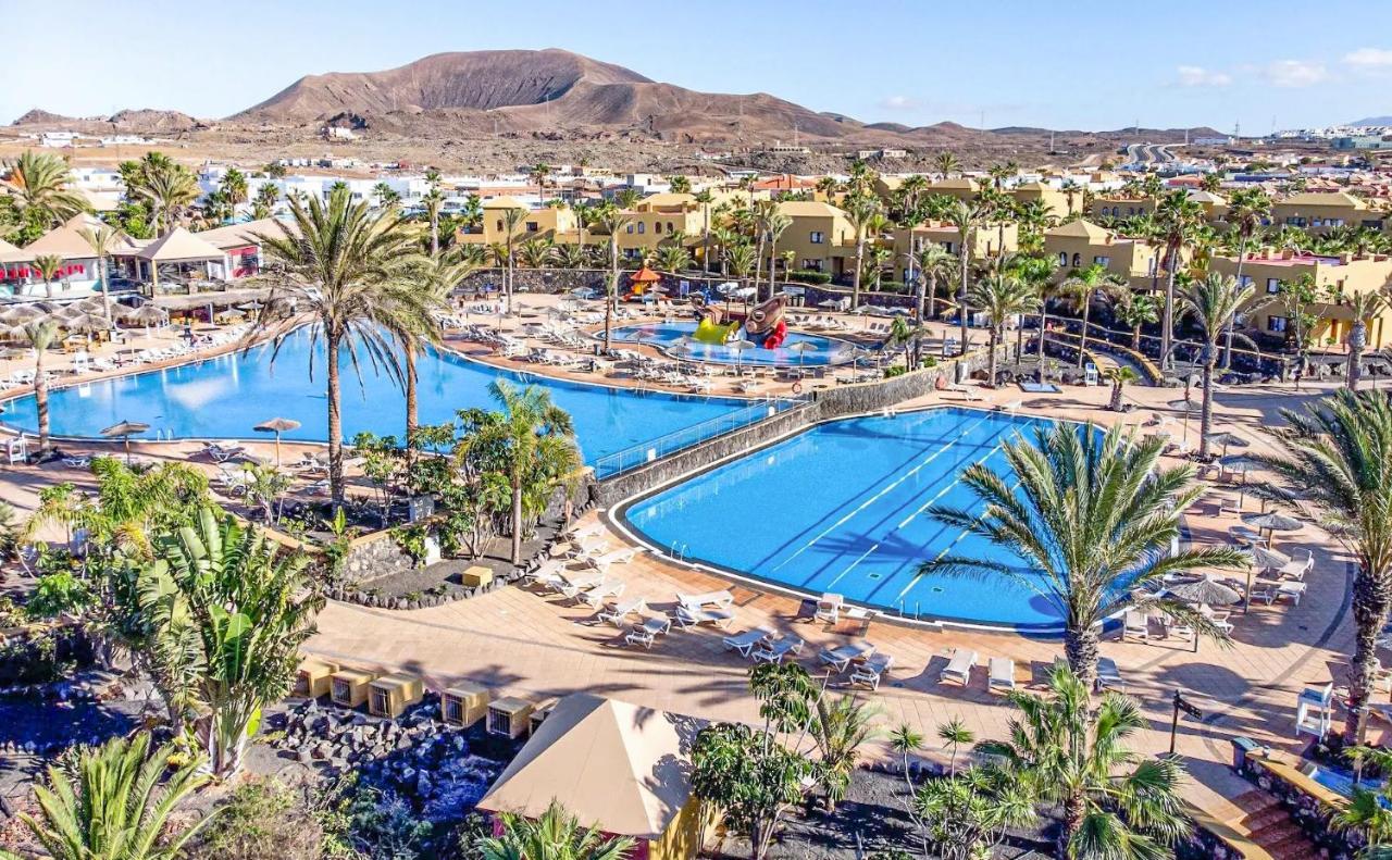 Oasis Fuerteventura — 4-Star Luxury Hotel in Corralejo, Spain