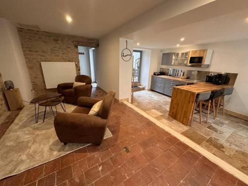 Au Petit Langres Logement Centre Ville in Langres, France