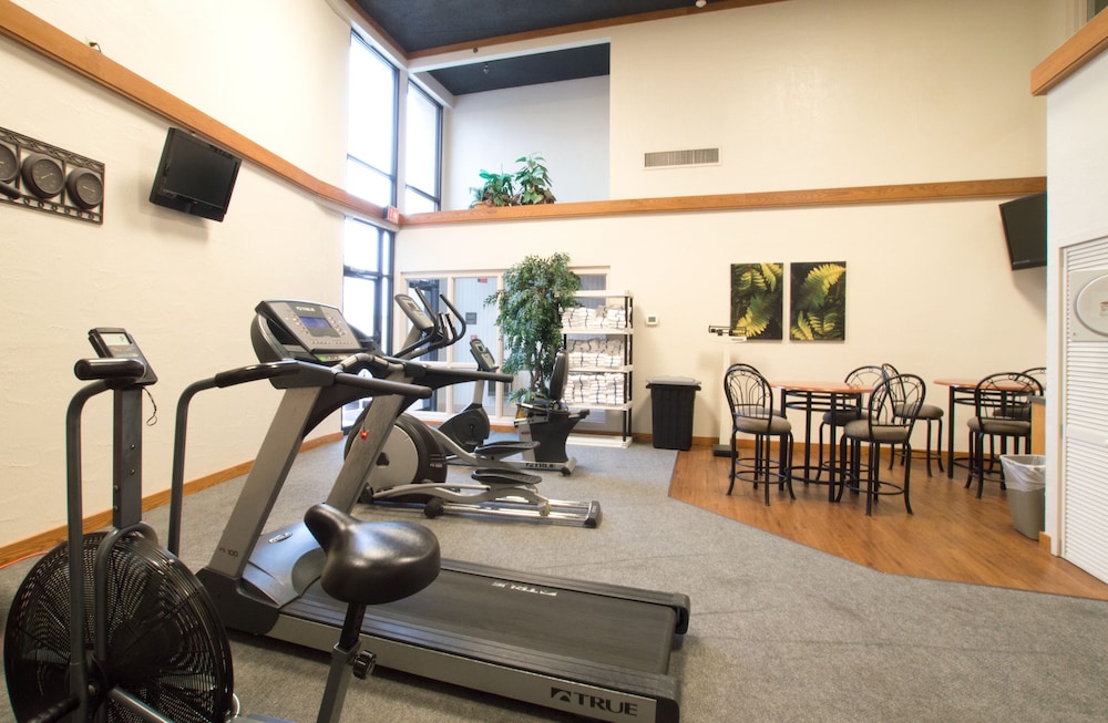 Greenstay Hotel & Suites - photo 31