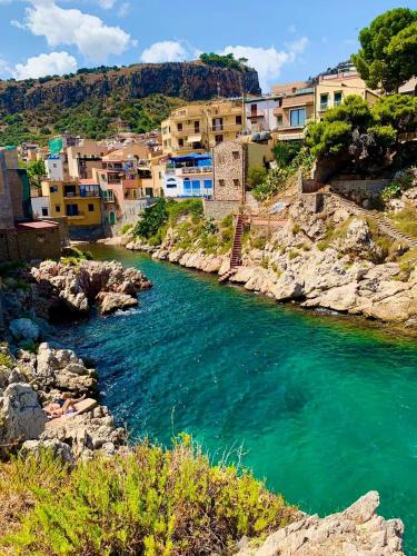 Seaside — 4-Star Luxury Hotel in Santa Flavia, Italy