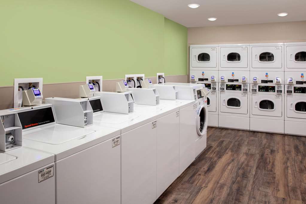 WoodSpring Suites Washington DC East Arena Drive - photo 27