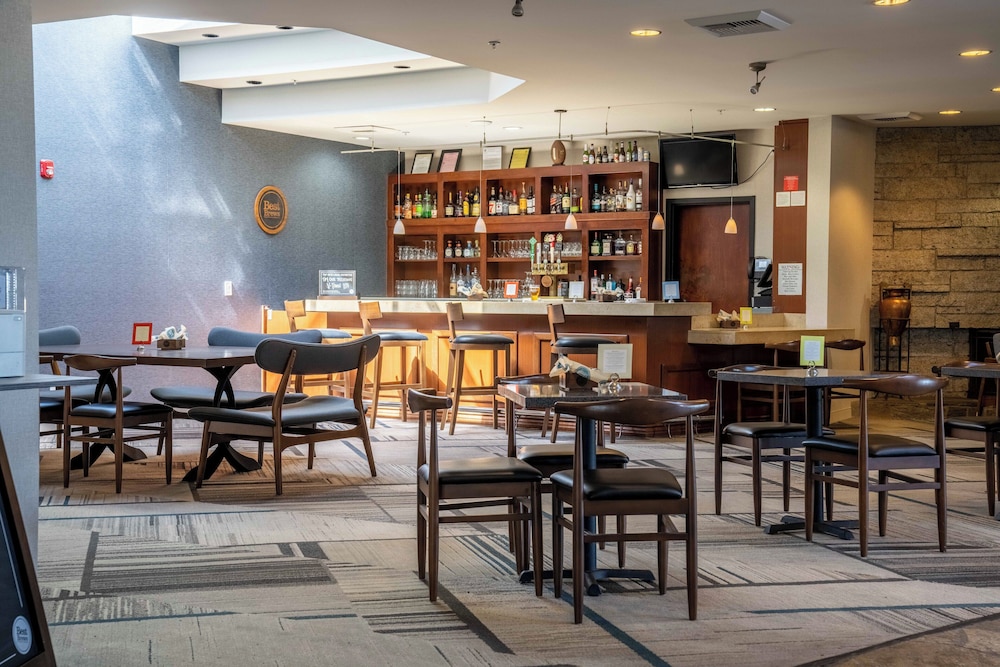 Four Points by Sheraton Ventura Harbor Resort - photo 25