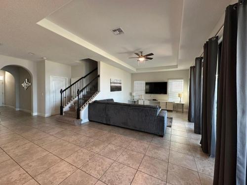 207MCV Balmoral Resort - photo 6