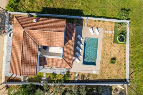 Villa Sophia — 4-Star Luxury Hotel in Privlaka, Croatia