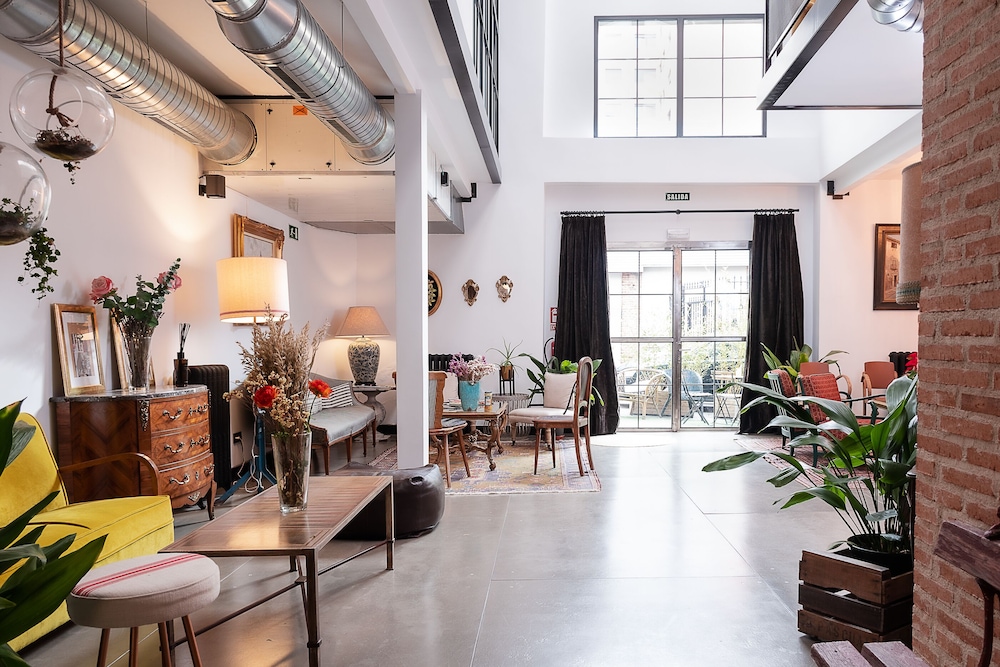 LaNave - carbon neutral hotel in Madrid